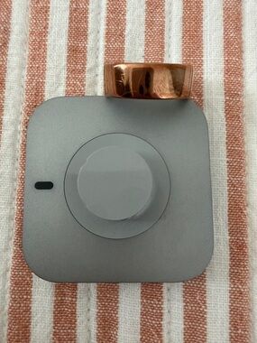 Rose gold Oura ring 4, size 8